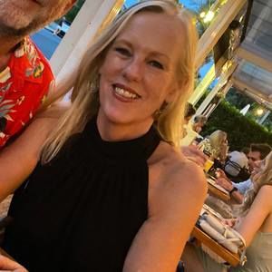 Meet your Posher, Caroline